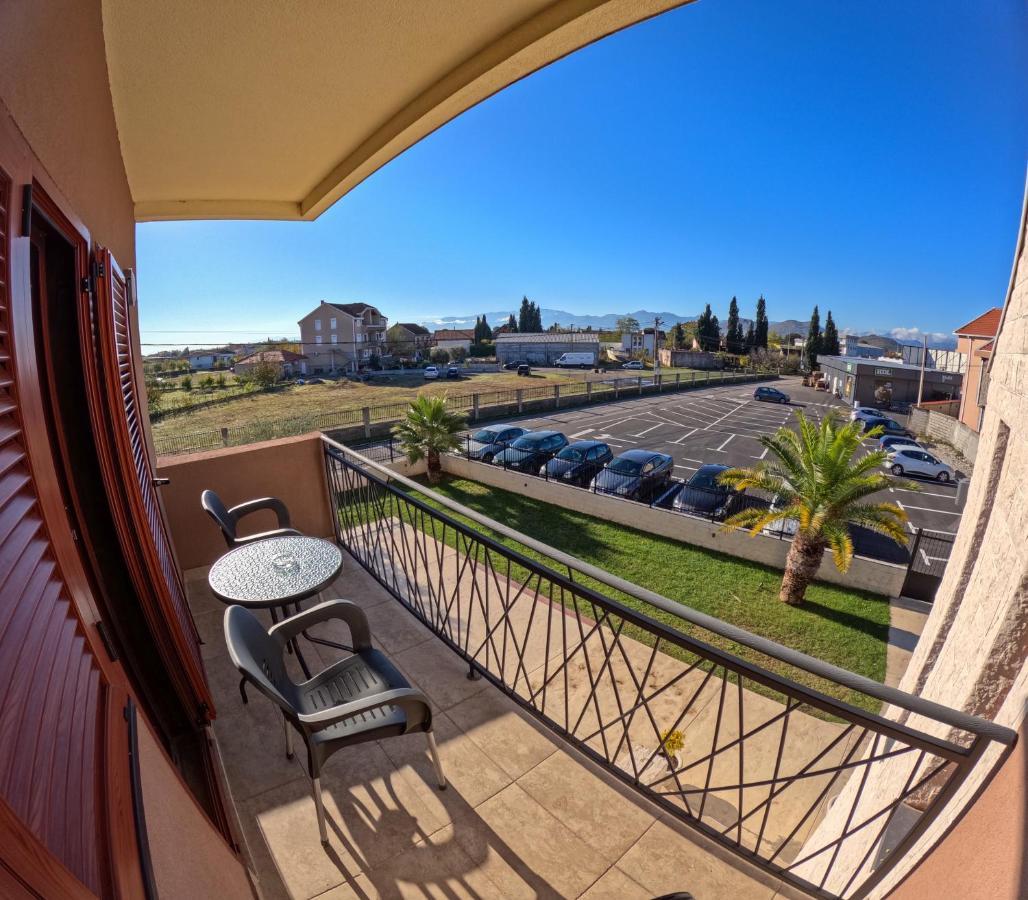 Motel Zeta Lux Mitrovici  Esterno foto