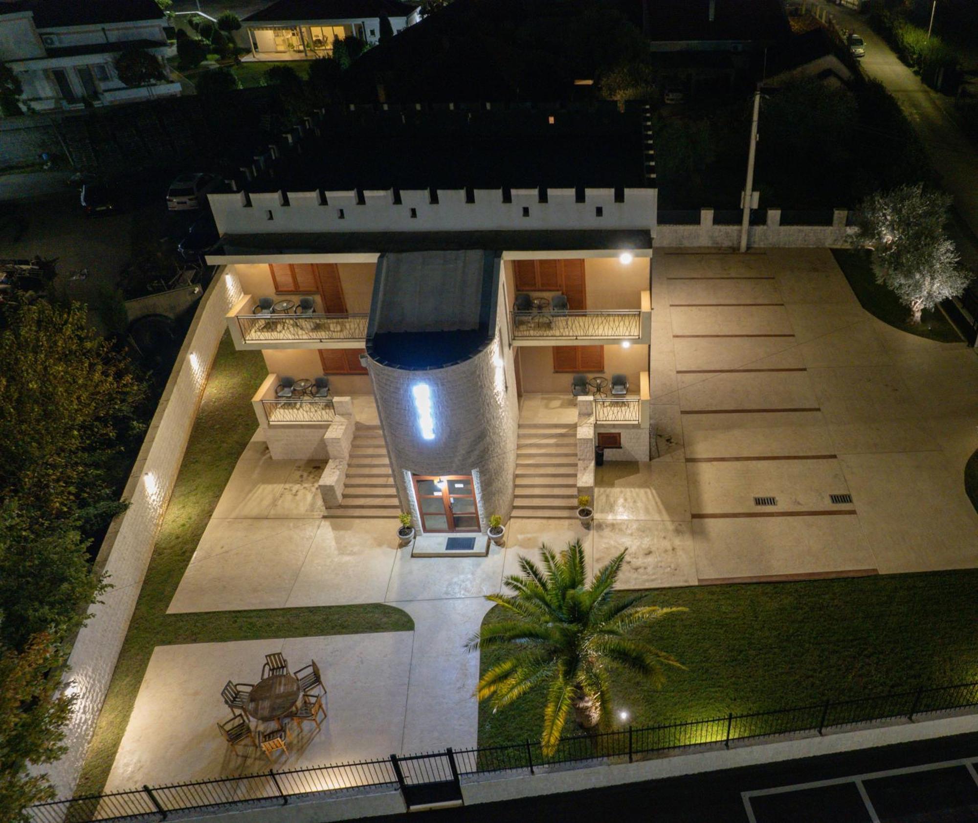 Motel Zeta Lux Mitrovici  Esterno foto