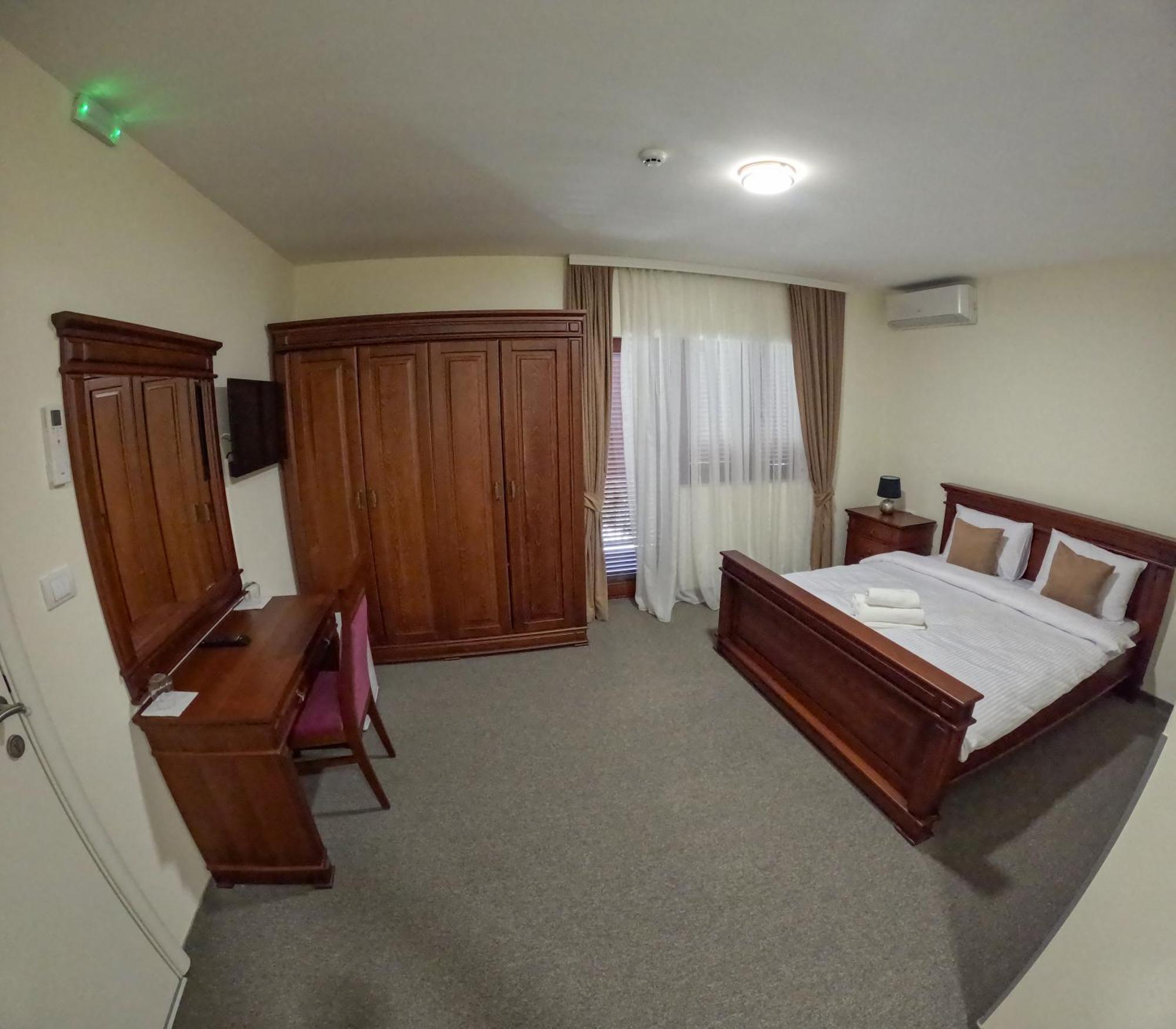 Motel Zeta Lux Mitrovici  Esterno foto